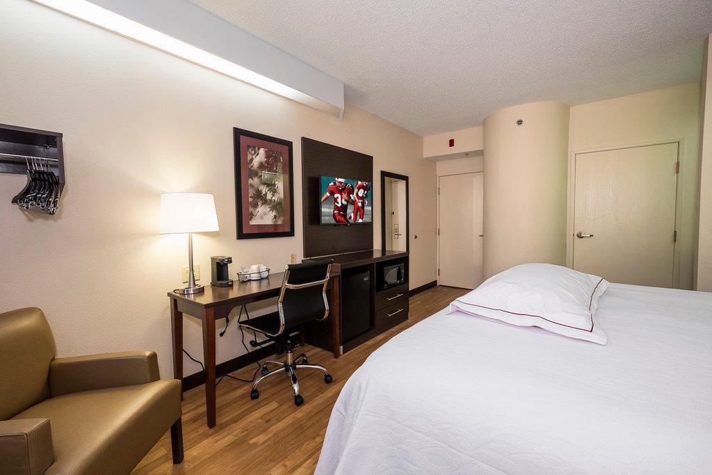 Spark By Hilton Bentonville Kültér fotó